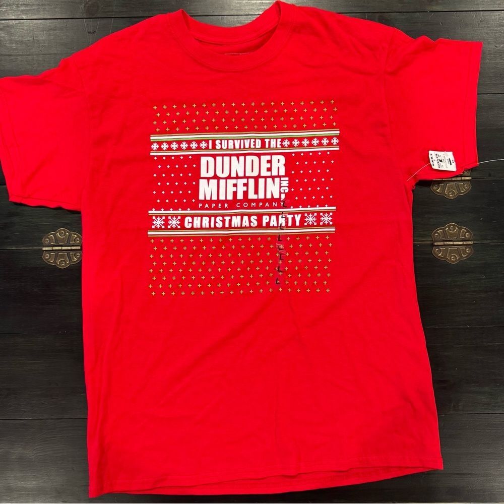 Men’s Large The Office TV Show  Christmas Party Tee Shirt NEW